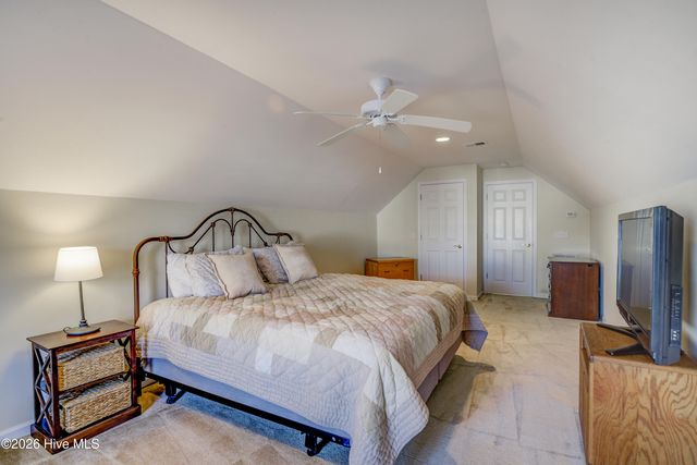 643 Meadowbrook Lane NW, Calabash, NC 28467