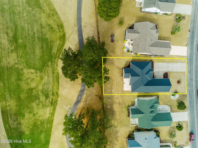 643 Meadowbrook Lane NW, Calabash, NC 28467