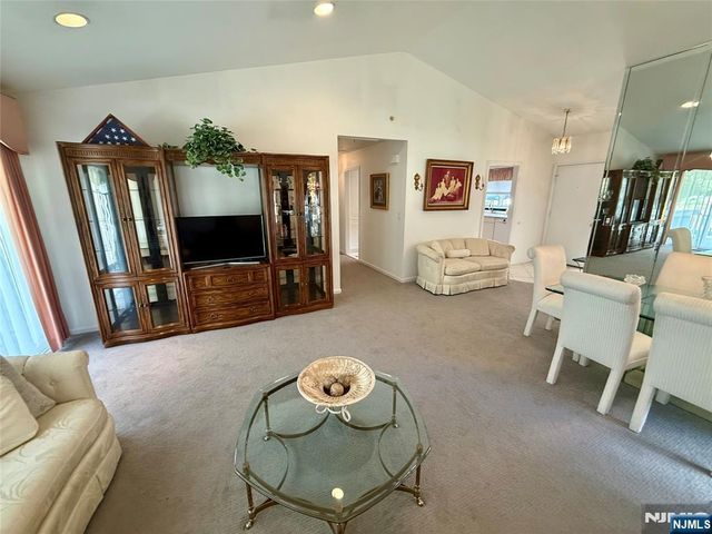 64 Sunset Court, Mahwah, NJ 07430
