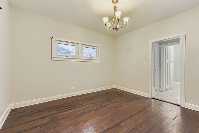 7356 N Ashland Boulevard, Chicago, IL 60626