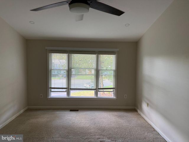 3869 APPALOOSA DR, Woodbridge, VA 22192