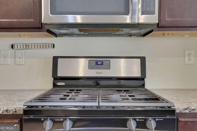 2526 Morgan Chase Drive, Buford, GA 30519