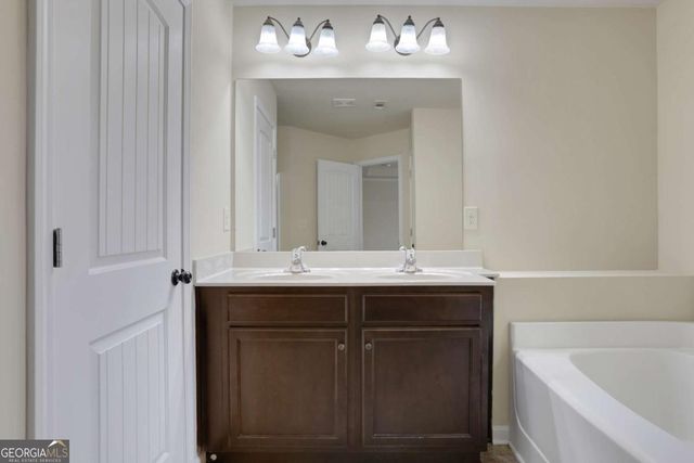 2526 Morgan Chase Drive, Buford, GA 30519