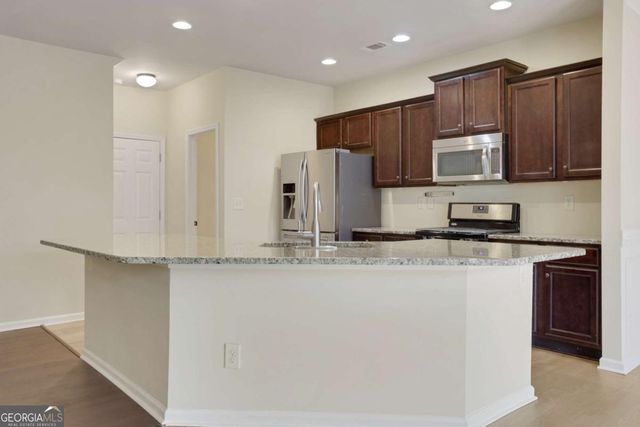 2526 Morgan Chase Drive, Buford, GA 30519