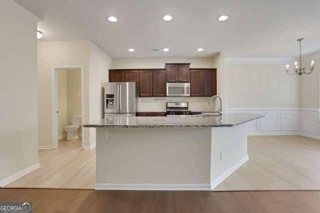 2526 Morgan Chase Drive, Buford, GA 30519