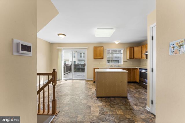 111 LAUREN PL, Newark, DE 19702