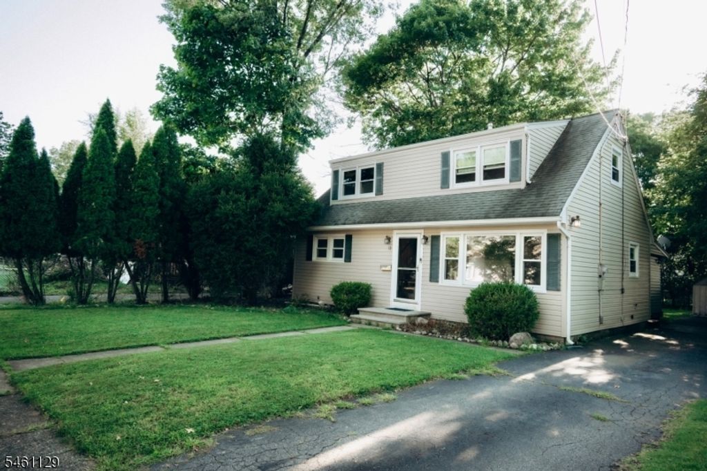 12 Central Ave, Pompton Lakes Boro, NJ 07442 — photo 2