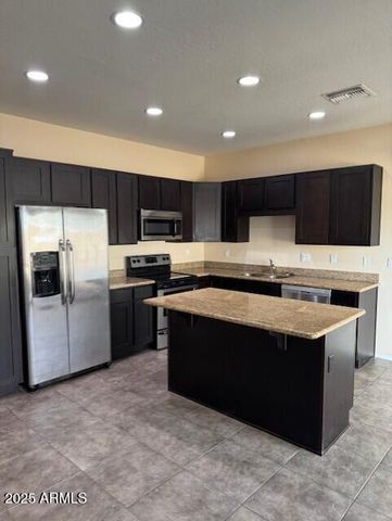 3113 E Danbury Road 3, Phoenix, AZ 85032