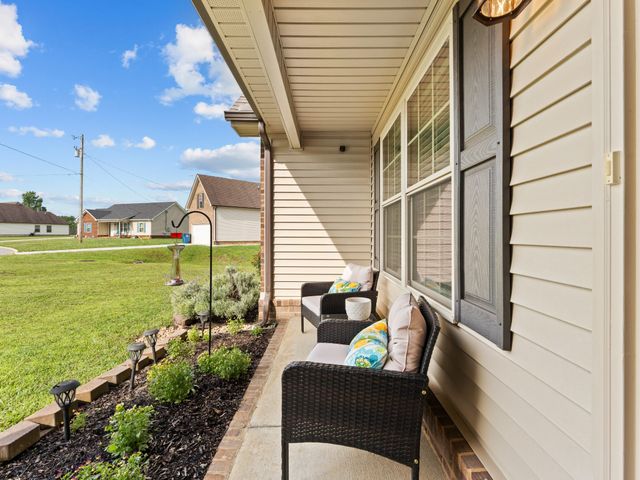 115 Grace Ct, Manchester, TN 37355