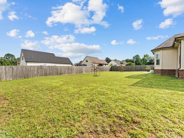 115 Grace Ct, Manchester, TN 37355