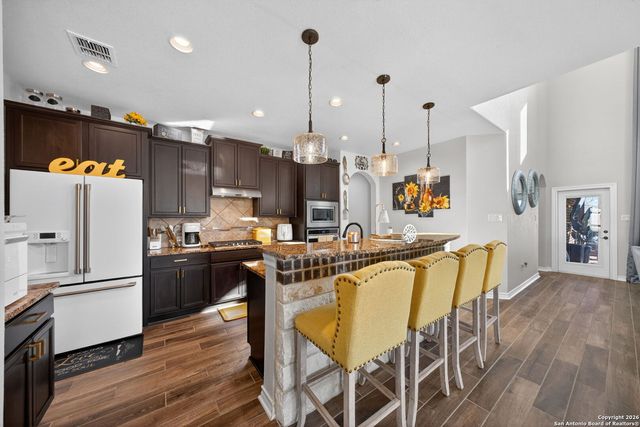 1634 Iron Wolf Pass, San Antonio, TX 78245