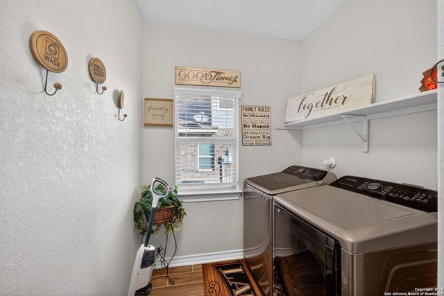 1634 Iron Wolf Pass, San Antonio, TX 78245