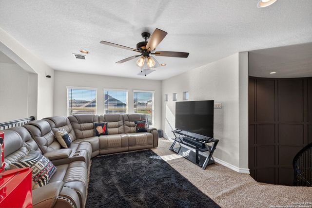 1634 Iron Wolf Pass, San Antonio, TX 78245