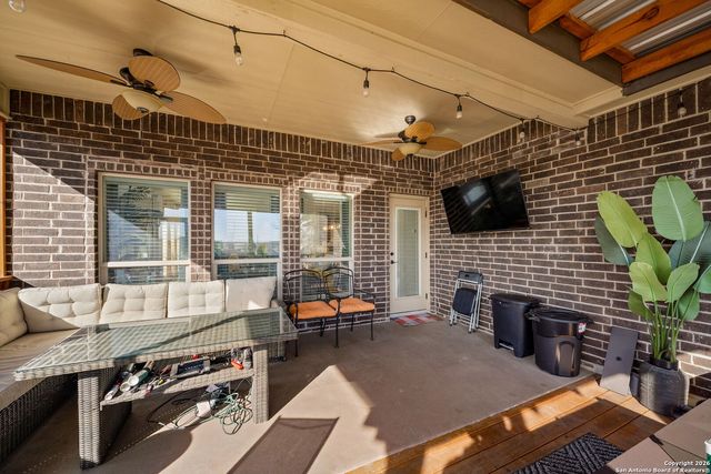 1634 Iron Wolf Pass, San Antonio, TX 78245