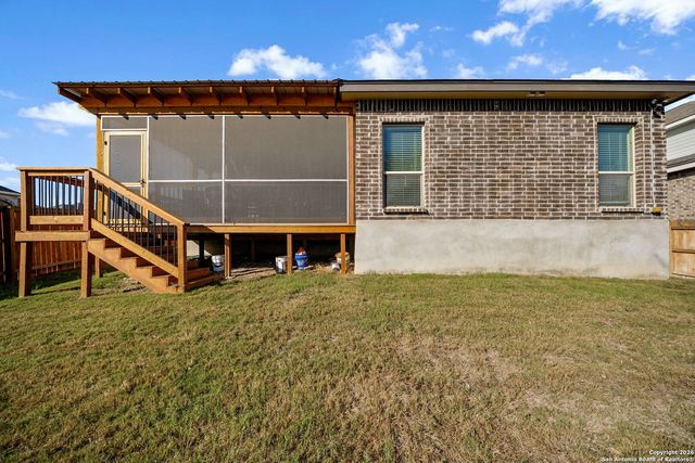 1634 Iron Wolf Pass, San Antonio, TX 78245