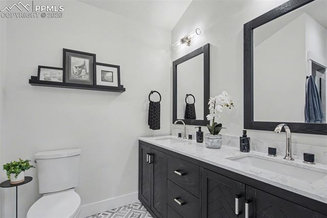 19125 Hilltop Pines Path, Monument, CO 80132