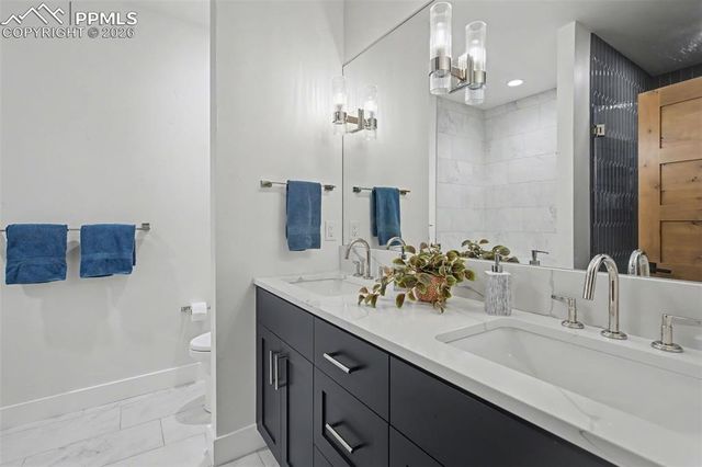 19125 Hilltop Pines Path, Monument, CO 80132