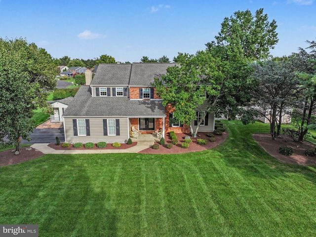 2010 BUCKINGHAM DR, Jamison, PA 18929