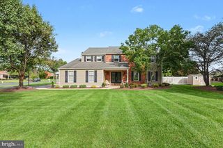 2010 BUCKINGHAM DR, Jamison, PA 18929