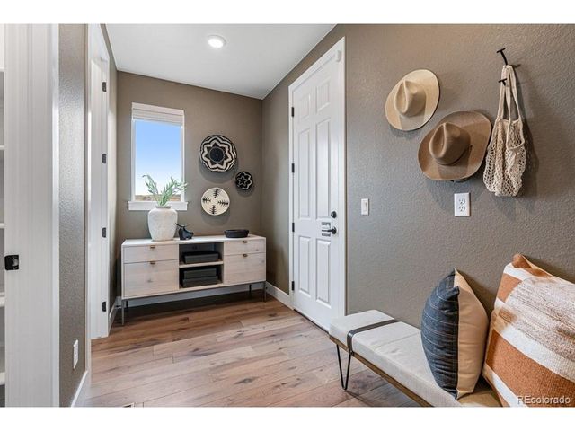 16576 W 93rd Pl, Arvada, CO 80007