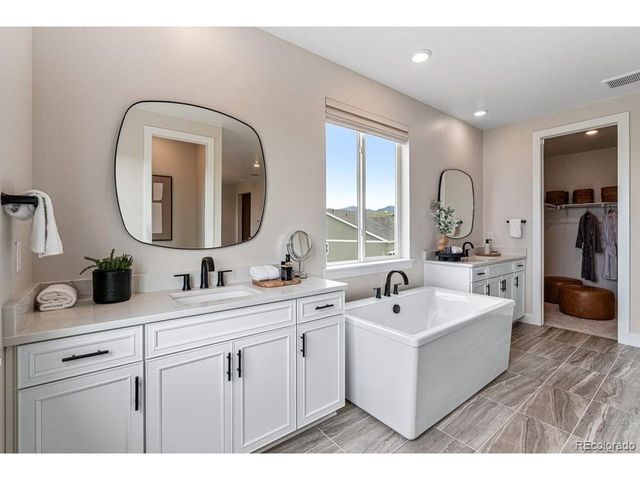 16576 W 93rd Pl, Arvada, CO 80007
