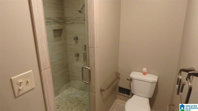 18 MILLER DRIVE, Sylacauga, AL 35151