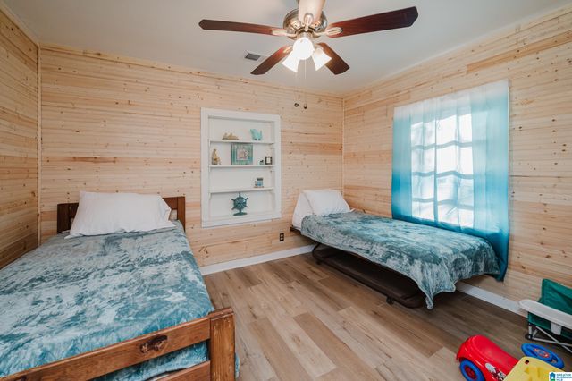 1310 WHITE OAK ROAD, Sylacauga, AL 35151