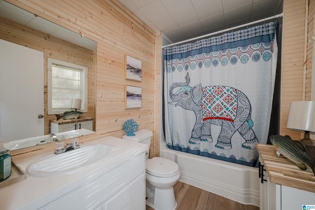 1310 WHITE OAK ROAD, Sylacauga, AL 35151