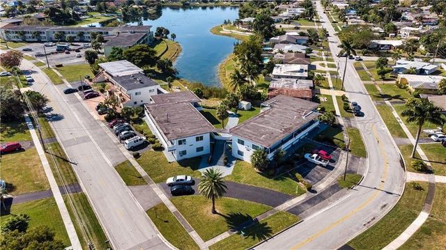 1251 W River Drive 4, Margate, FL 33063