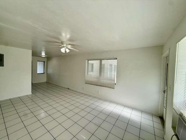 1251 W River Drive 4, Margate, FL 33063