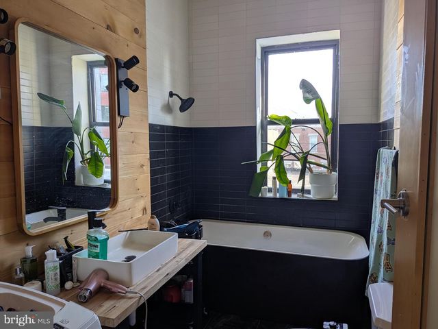 2603 FRANKFORD AVE, Philadelphia, PA 19125