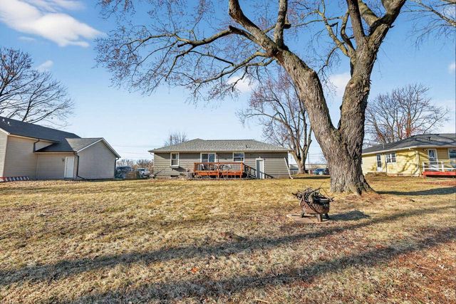 1429 Macarthur Road, Madison, WI 53714