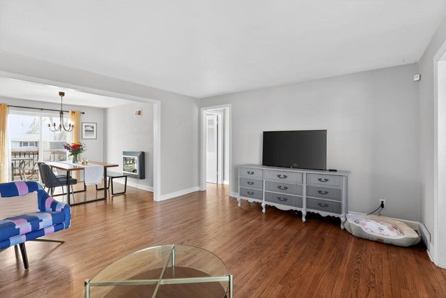 1429 Macarthur Road, Madison, WI 53714