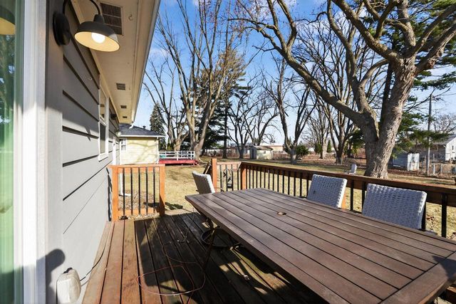 1429 Macarthur Road, Madison, WI 53714