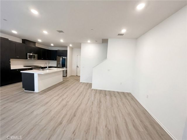 5628 Kate Way 3, Fontana, CA 92336