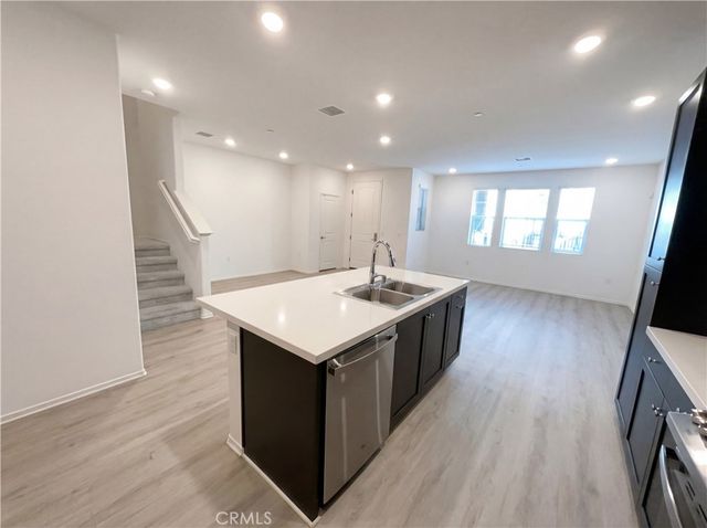 5628 Kate Way 3, Fontana, CA 92336