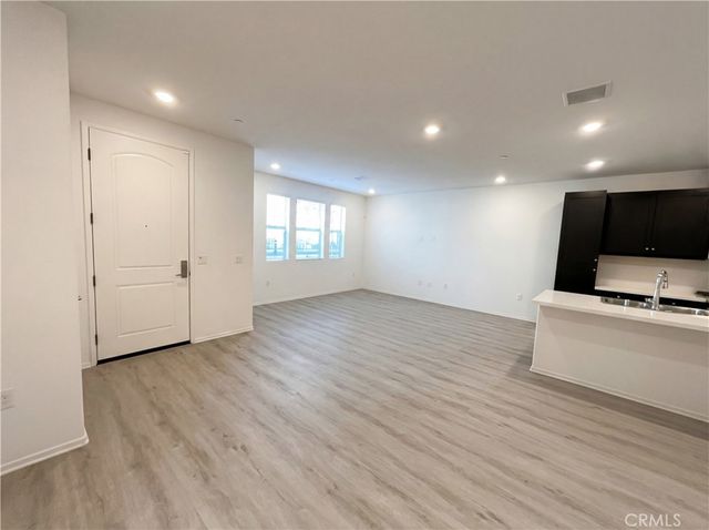 5628 Kate Way 3, Fontana, CA 92336