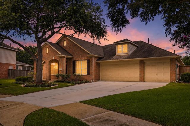 8015 Ravens Point Drive, Richmond, TX 77406