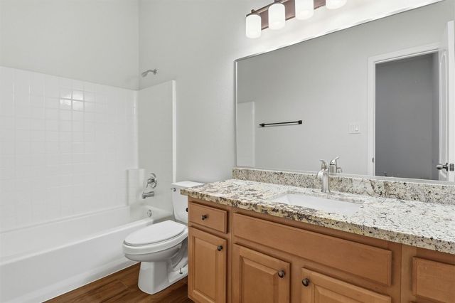 8015 Ravens Point Drive, Richmond, TX 77406