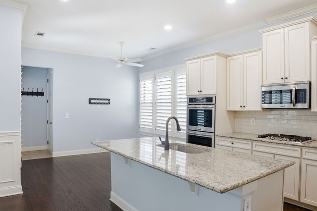 2892 Americus Dr, Thompsons Station, TN 37179