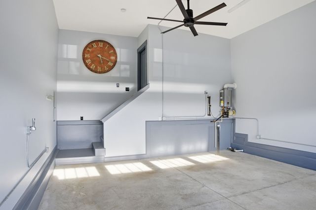 2892 Americus Dr, Thompsons Station, TN 37179
