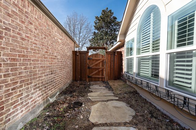 7904 Whispering Tree Lane, Plano, TX 75024