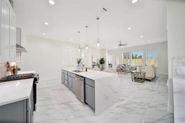 7611 Athlone Drive, Houston, TX 77088