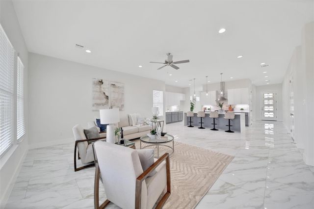 7611 Athlone Drive, Houston, TX 77088