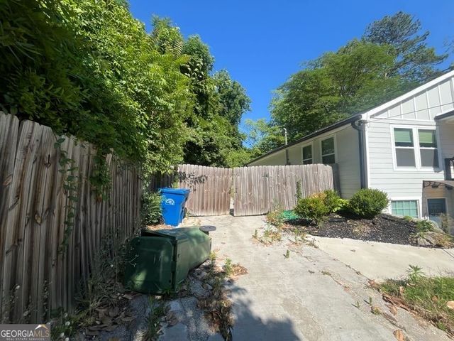 99 Holly Road NW, Atlanta, GA 30314