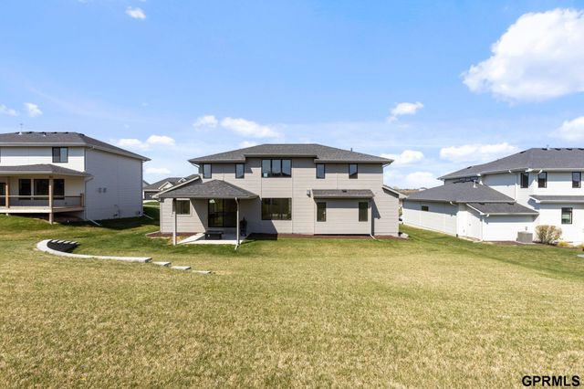 3827 S 212Th Street, Elkhorn, NE 68022