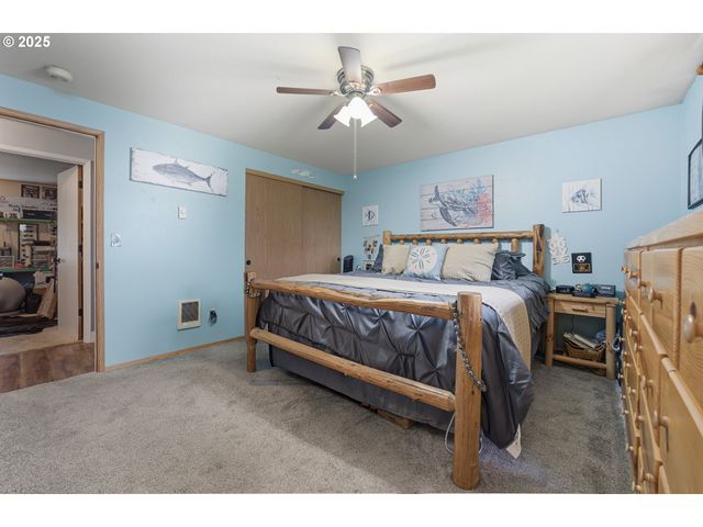 270 LARCH St, Woodland, WA 98674