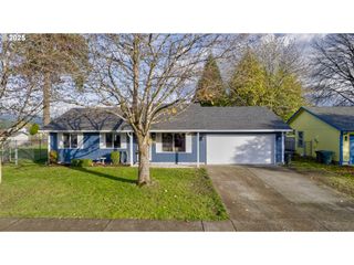 270 LARCH St, Woodland, WA 98674