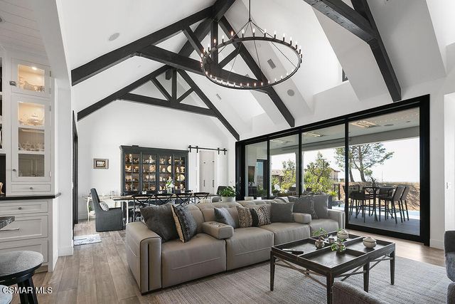 2431 Sapra Street, Thousand Oaks, CA 91362