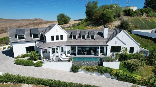 2431 Sapra Street, Thousand Oaks, CA 91362